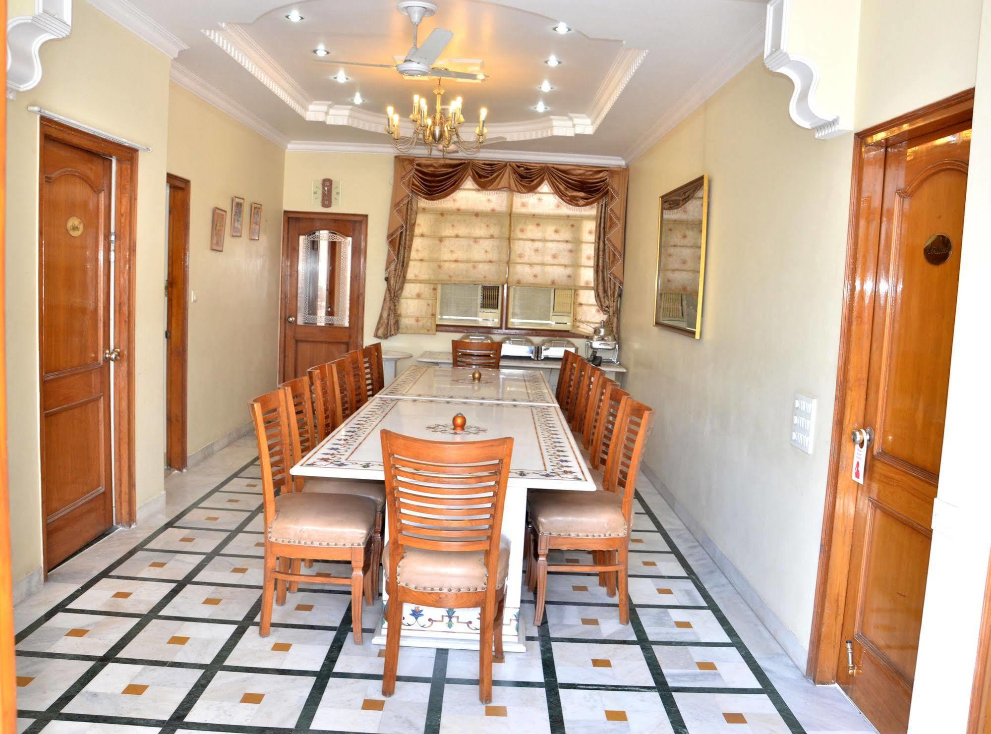 Bajaj Indian Home Stay Új-Delhi Kültér fotó